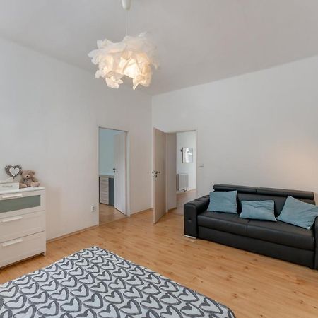 Apartman S Terasou Olomouc Exteriör bild