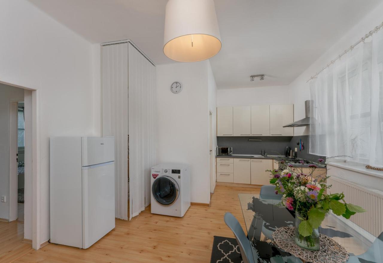Apartman S Terasou Olomouc Exteriör bild